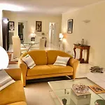 Splendide Et Spacieux Appartement, Face A La Mer